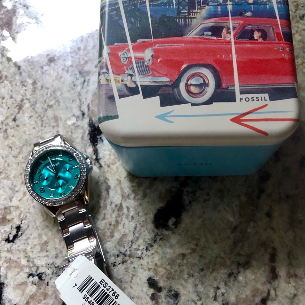 Women’s Watch Fossil New with tags
